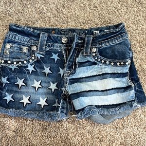 Miss me American flag shorts size 25